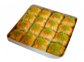 Fıstıklı Özel Kare Baklava